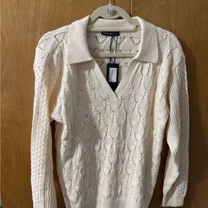 Cream V-Neck Sweater by Robertson + Rodeo